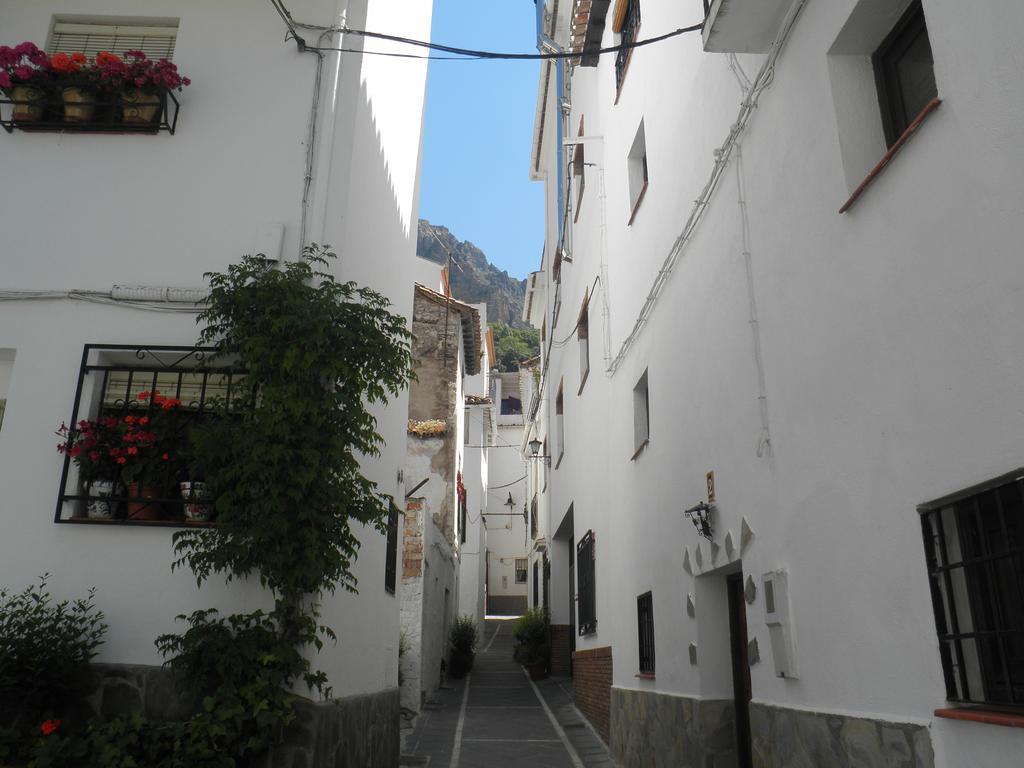 Hotel Juan Francisco Guejar-Sierra Bagian luar foto